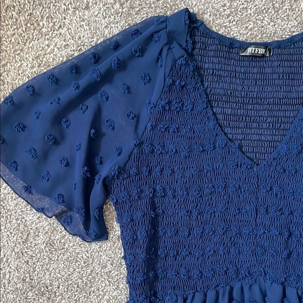 Blue Ruffled Tiered Mini Sundress with Puff Sleeves - Picture 3 of 6